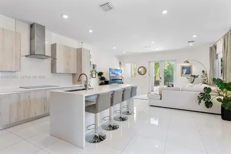2920 SW 25th Terrace Miami FL 33133