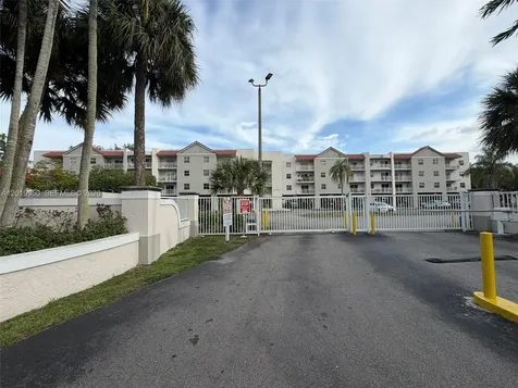 8200 SW 210th Street Cutler Bay FL 33189