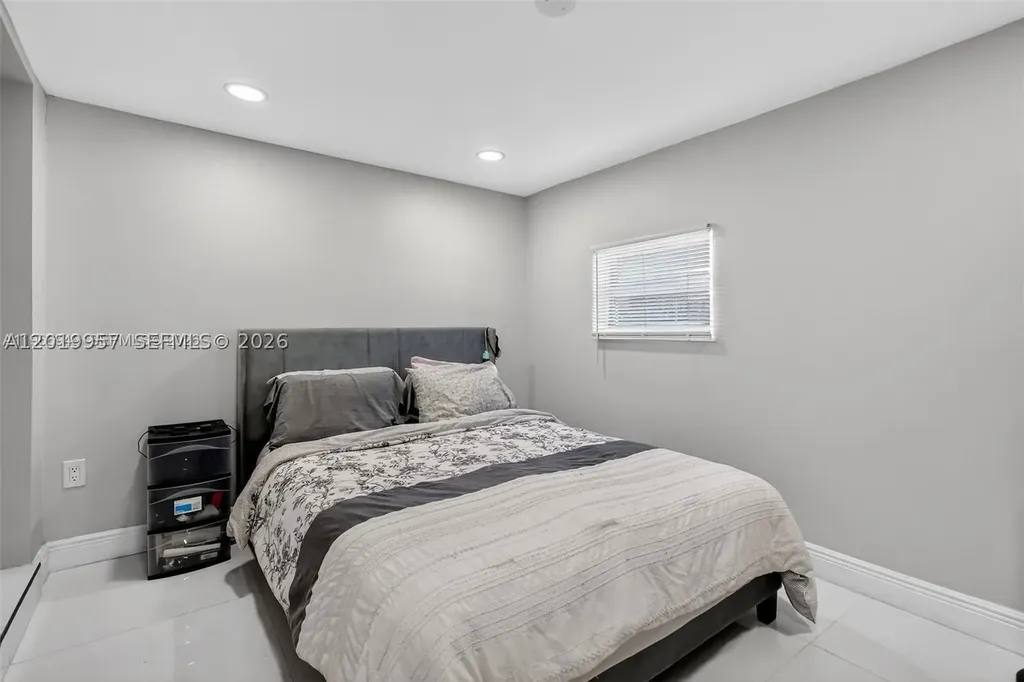 6791 Scott Street Hollywood FL 33024