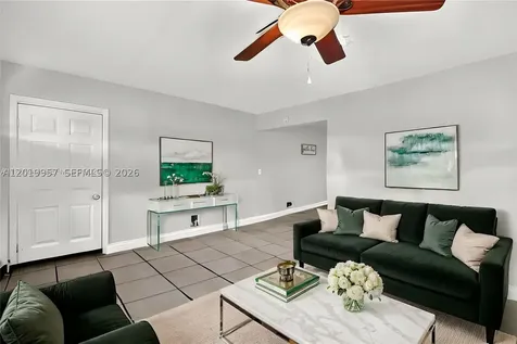 6791 Scott Street Hollywood FL 33024