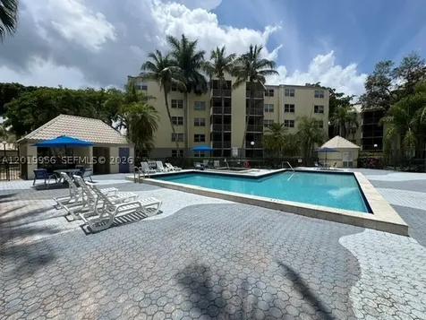 8323 Lake Drive Doral FL 33166