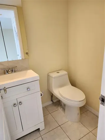 3161 S Ocean Drive Hallandale Beach FL 33009