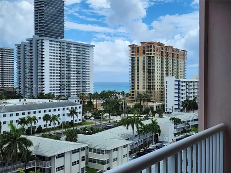 3161 S Ocean Drive Hallandale Beach FL 33009
