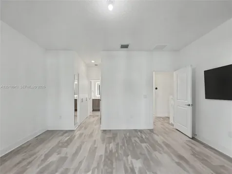 4527 NW 83rd Path Doral FL 33166