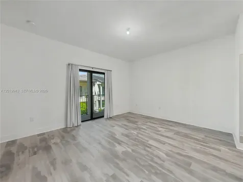 4527 NW 83rd Path Doral FL 33166