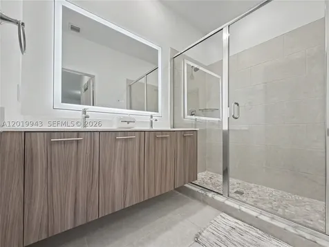 4527 NW 83rd Path Doral FL 33166