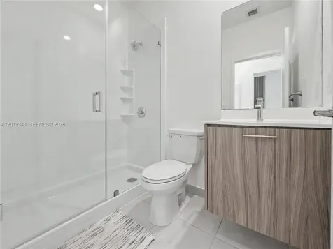 4527 NW 83rd Path Doral FL 33166