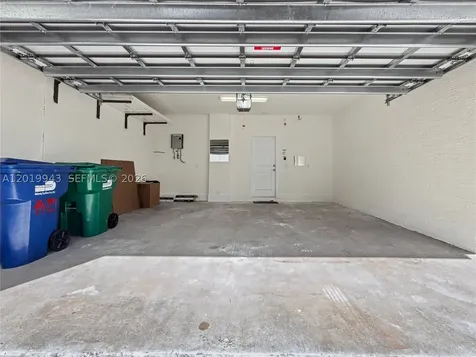4527 NW 83rd Path Doral FL 33166
