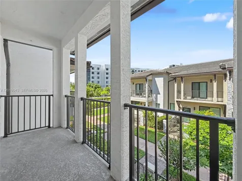 4527 NW 83rd Path Doral FL 33166