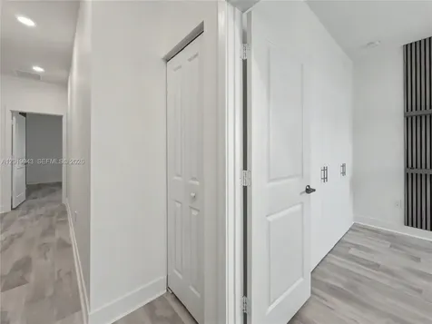 4527 NW 83rd Path Doral FL 33166
