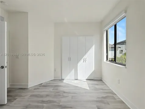 4527 NW 83rd Path Doral FL 33166