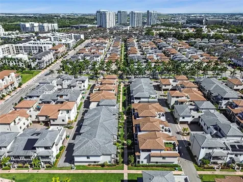 4527 NW 83rd Path Doral FL 33166