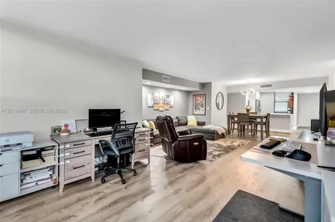 2768 Carambola Circle S Coconut Creek FL 33066