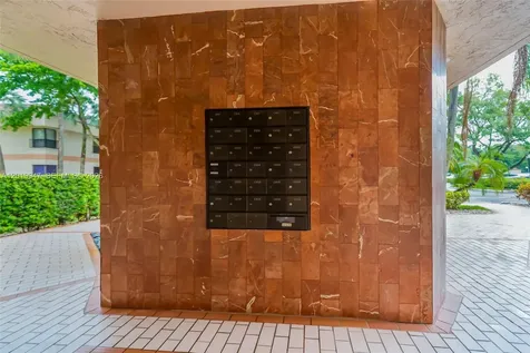 2768 Carambola Circle S Coconut Creek FL 33066