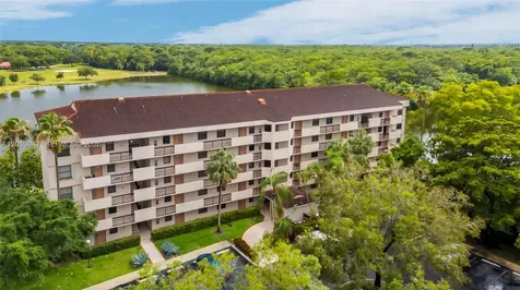 2768 Carambola Circle S Coconut Creek FL 33066