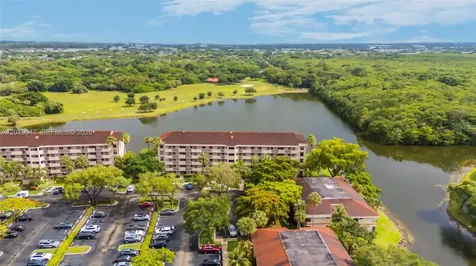 2768 Carambola Circle S Coconut Creek FL 33066