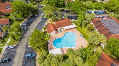 2768 Carambola Circle S Coconut Creek FL 33066