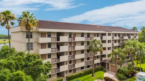 2768 Carambola Circle S Coconut Creek FL 33066