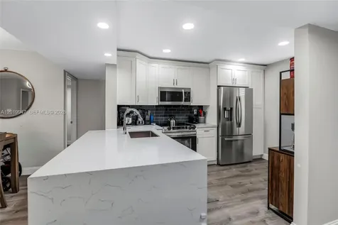 2768 Carambola Circle S Coconut Creek FL 33066