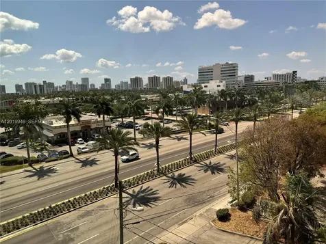 21290 Biscayne Boulevard Aventura FL 33180