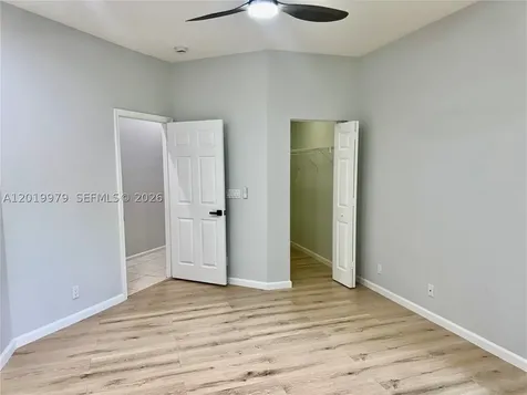2525 Bay Pointe Court Weston FL 33327