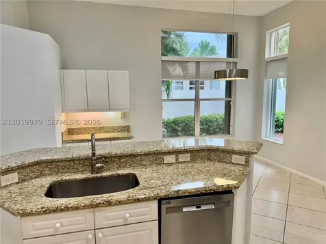 2525 Bay Pointe Court Weston FL 33327
