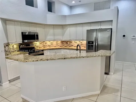 2525 Bay Pointe Court Weston FL 33327