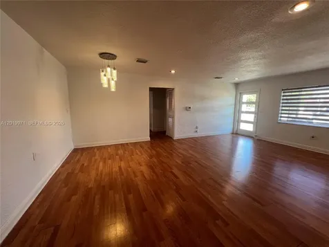 2860 NW 207th Street Miami Gardens FL 33056