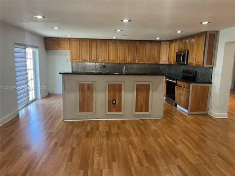 2860 NW 207th Street Miami Gardens FL 33056