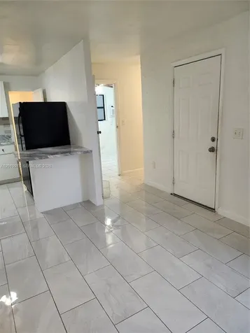 551 NE 139th Street North Miami FL 33161