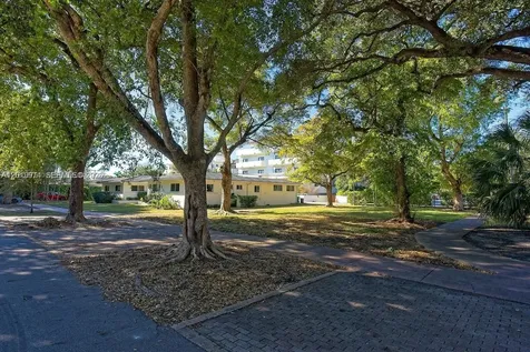 5400 Orduna Drive Coral Gables FL 33146