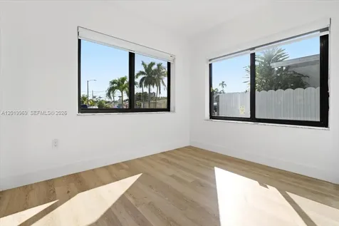 3297 SW 26th Street Miami FL 33133