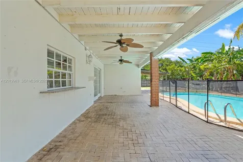8200 SW 164th Street Palmetto Bay FL 33157