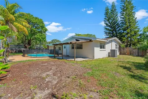 8200 SW 164th Street Palmetto Bay FL 33157