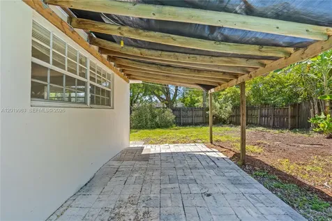 8200 SW 164th Street Palmetto Bay FL 33157