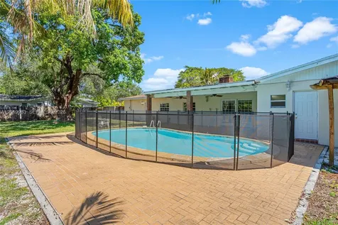 8200 SW 164th Street Palmetto Bay FL 33157