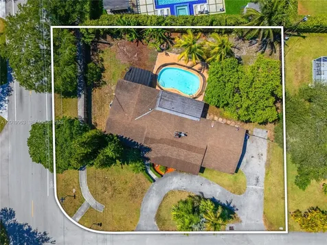 8200 SW 164th Street Palmetto Bay FL 33157