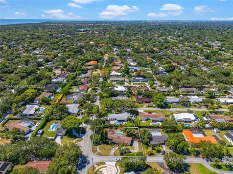 8200 SW 164th Street Palmetto Bay FL 33157