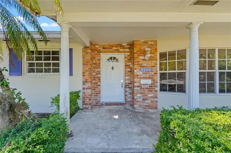 8200 SW 164th Street Palmetto Bay FL 33157