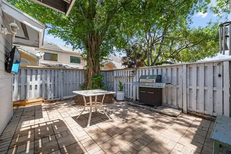 2039 Winners Circle North Lauderdale FL 33068