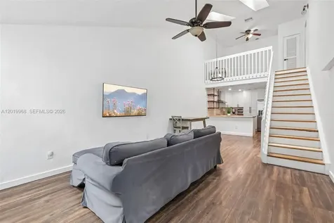 2039 Winners Circle North Lauderdale FL 33068