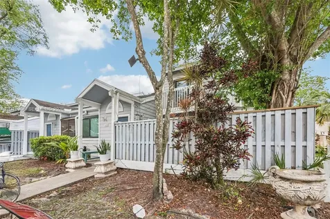 2039 Winners Circle North Lauderdale FL 33068