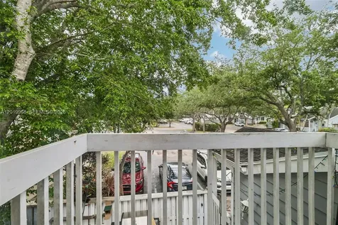 2039 Winners Circle North Lauderdale FL 33068