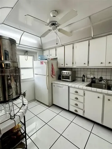 300 Galen Drive Key Biscayne FL 33149