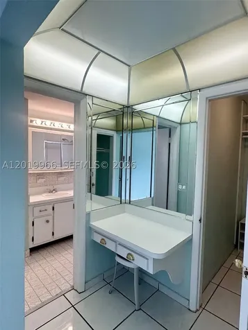 300 Galen Drive Key Biscayne FL 33149