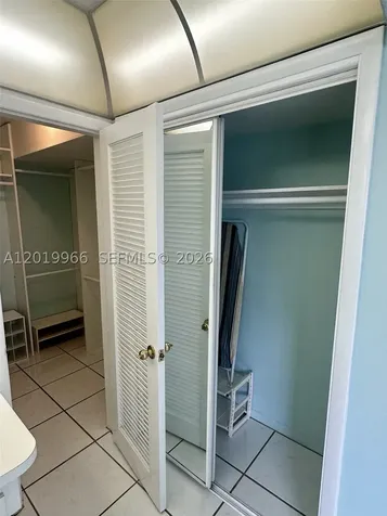 300 Galen Drive Key Biscayne FL 33149