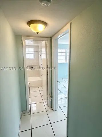 300 Galen Drive Key Biscayne FL 33149
