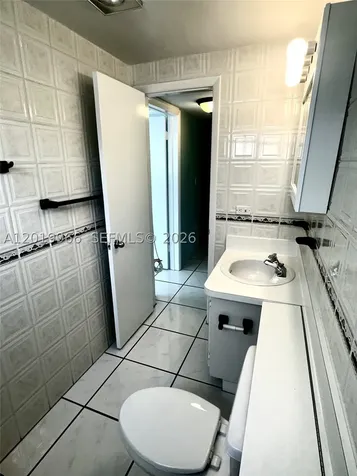 300 Galen Drive Key Biscayne FL 33149