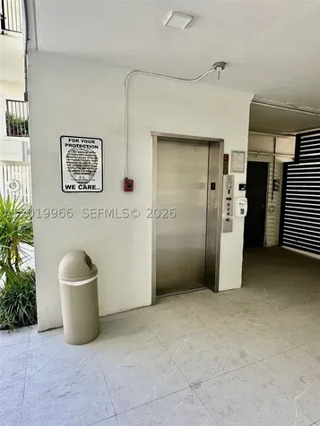 300 Galen Drive Key Biscayne FL 33149