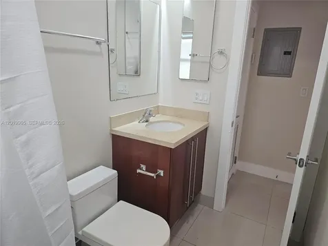 241 NE 1st Terrace Dania Beach FL 33004